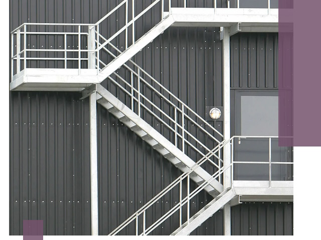 Изготовление и монтаж пожарных лестниц в Владимире быстро и надежно