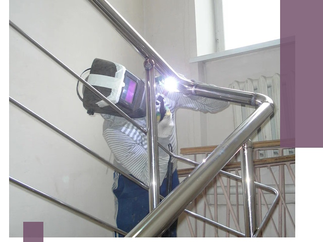 Монтаж перил и ограждений качественно в Владимире