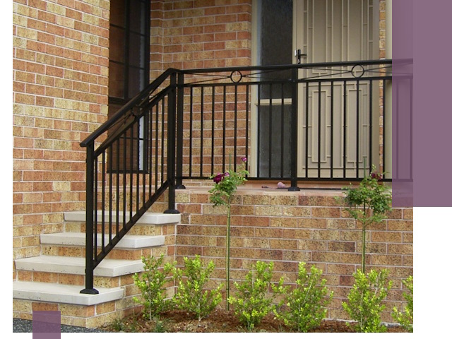 Уличные перила из металла под ключ в Владимире