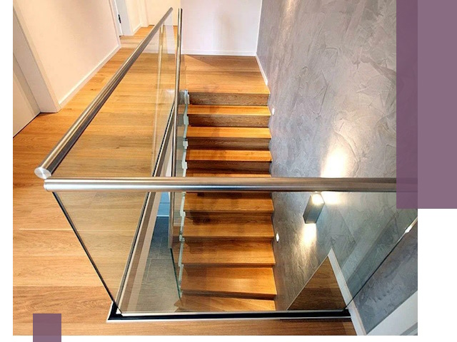 Перила для лестницы в доме — изготовление и монтаж в Владимире