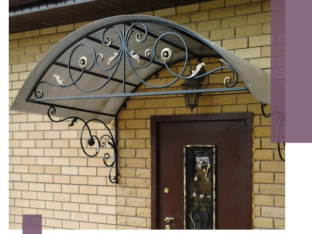 Изготовление козырьков из металла под ключ в Владимире